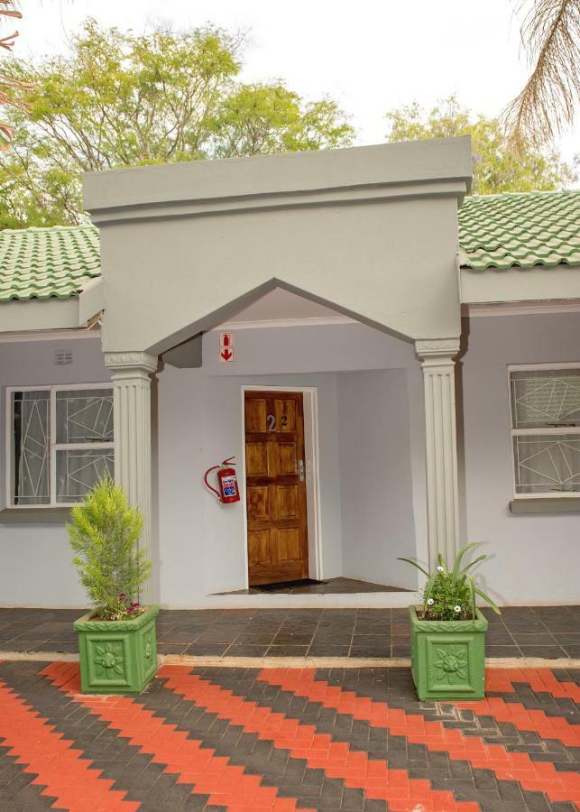 Savannah Guest House Polokwane Exterior foto
